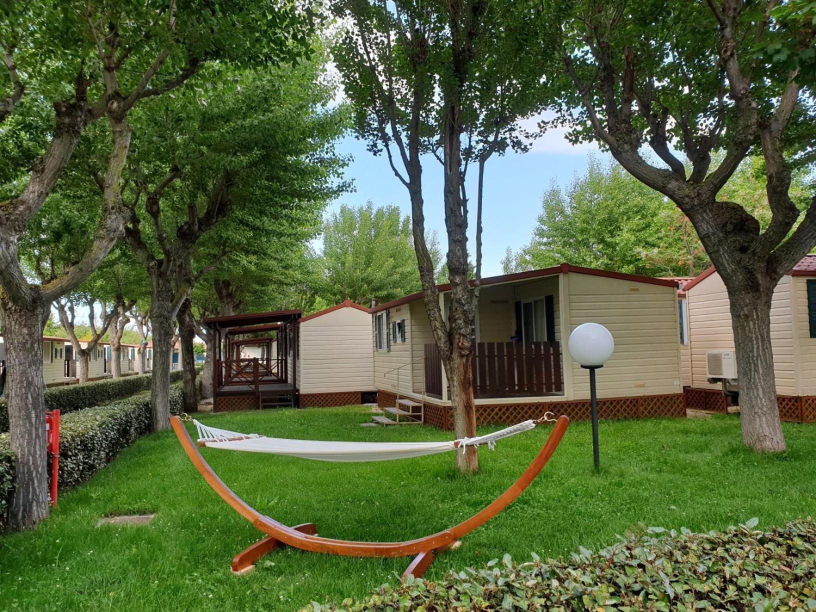 Club Del Sole Roseto Degli Abruzzi Easy Camping Village ภายนอก รูปภาพ