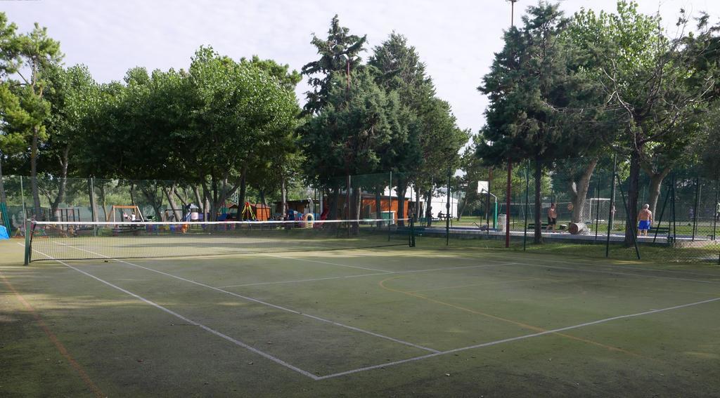 Club Del Sole Roseto Degli Abruzzi Easy Camping Village ภายนอก รูปภาพ